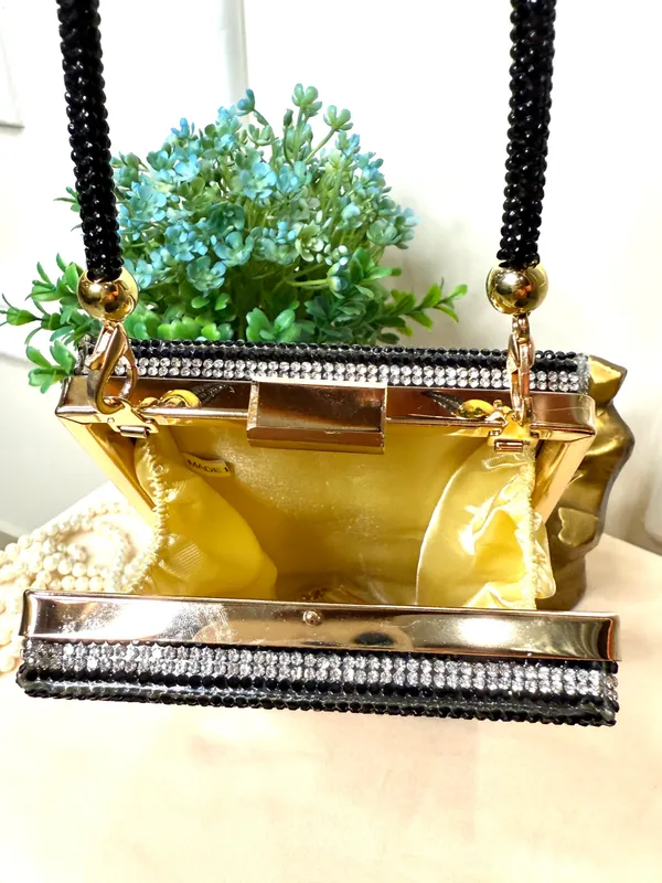 Lipstick_Rhinestone_Clutch_In_Black